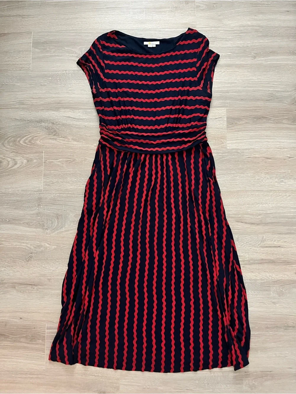 Boden Women’s Amelie Navy and Red Wavy-Stripe Midi Dress - Size 14 - Picture 1 of 7